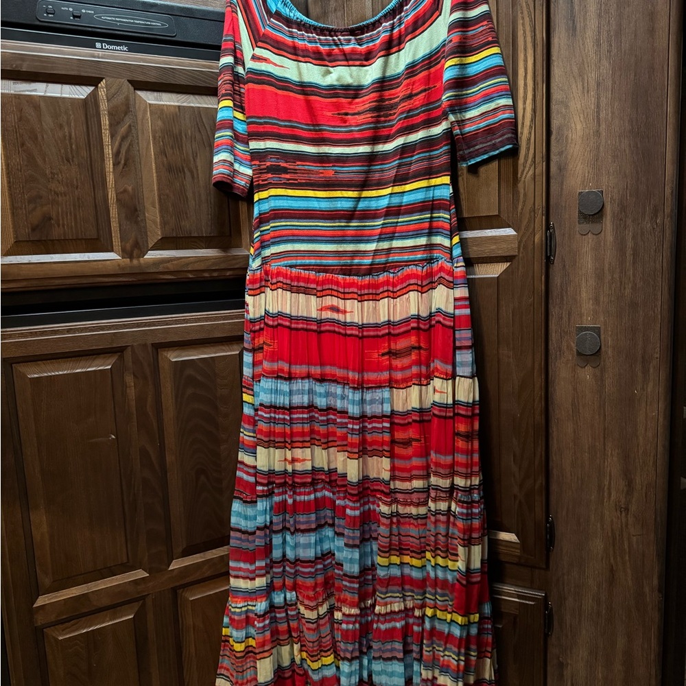 Southwest style colorful full length dress by Tunique. Cute with cowboy boots. - Picture 3 of 5